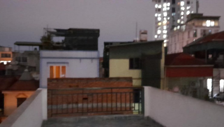 Cho thuê nhà trong ngõ hoàng mai, 45m - 5tầng - 3 ngủ, ở gia đình - Giá 13 triệu